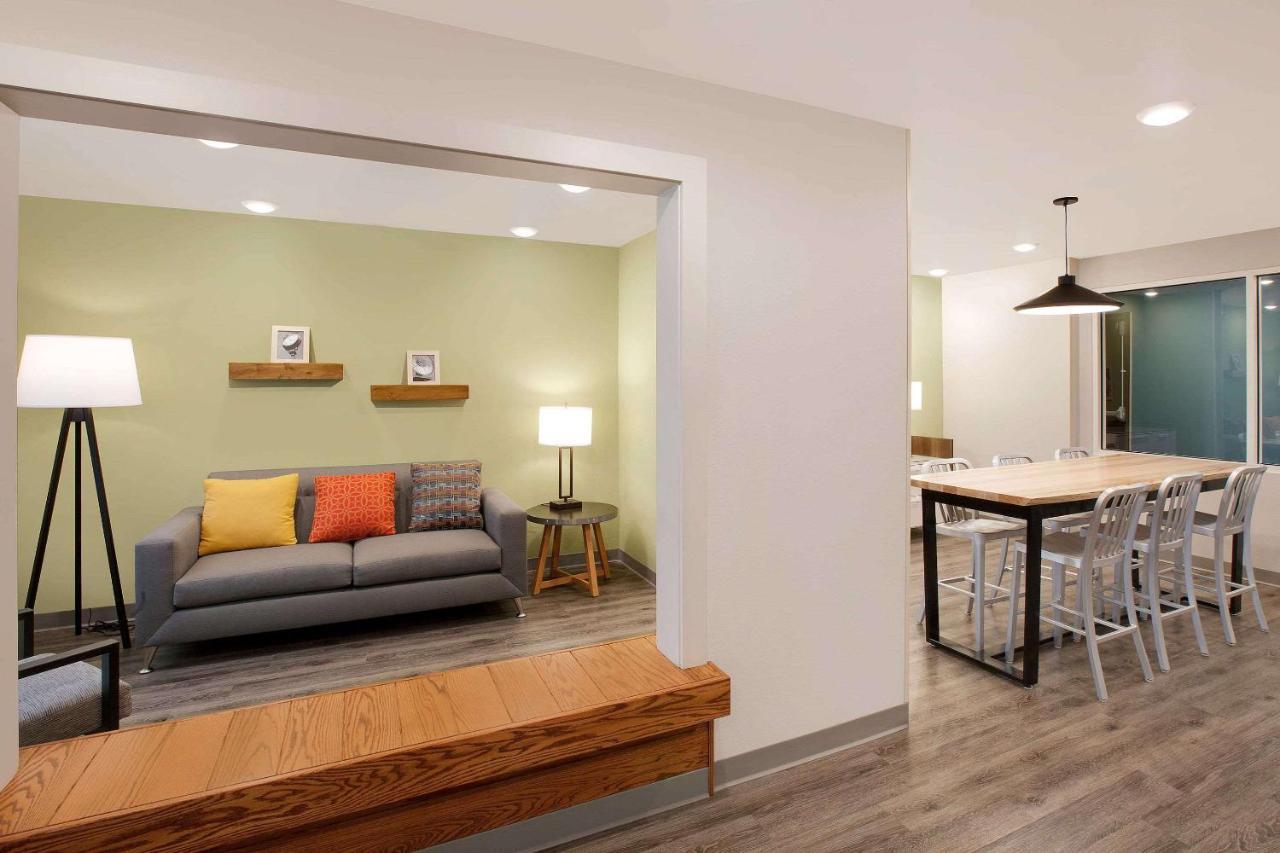 Woodspring Suites Plano - North Dallas 외부 사진